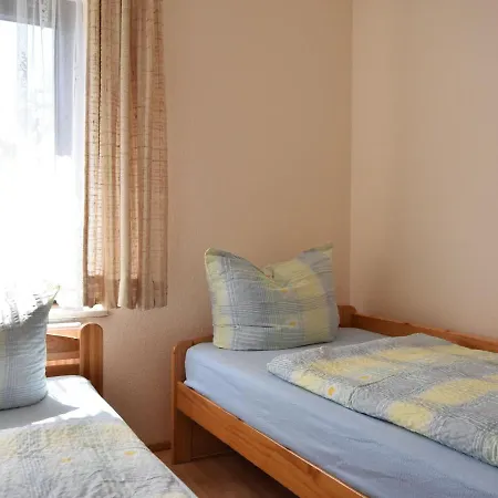 In In Meeresn He * Pepelow